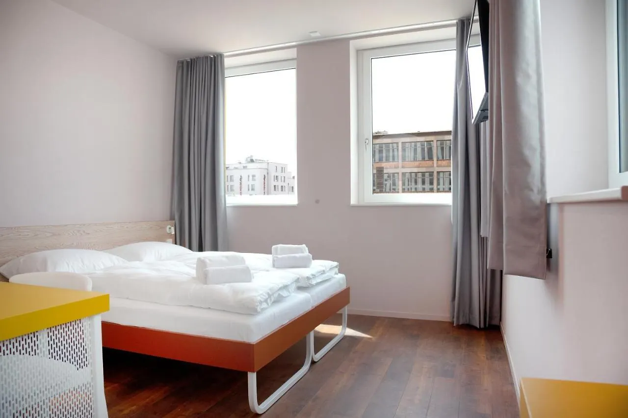 Meininger Hotel Bremen Hauptbahnhof 0*,